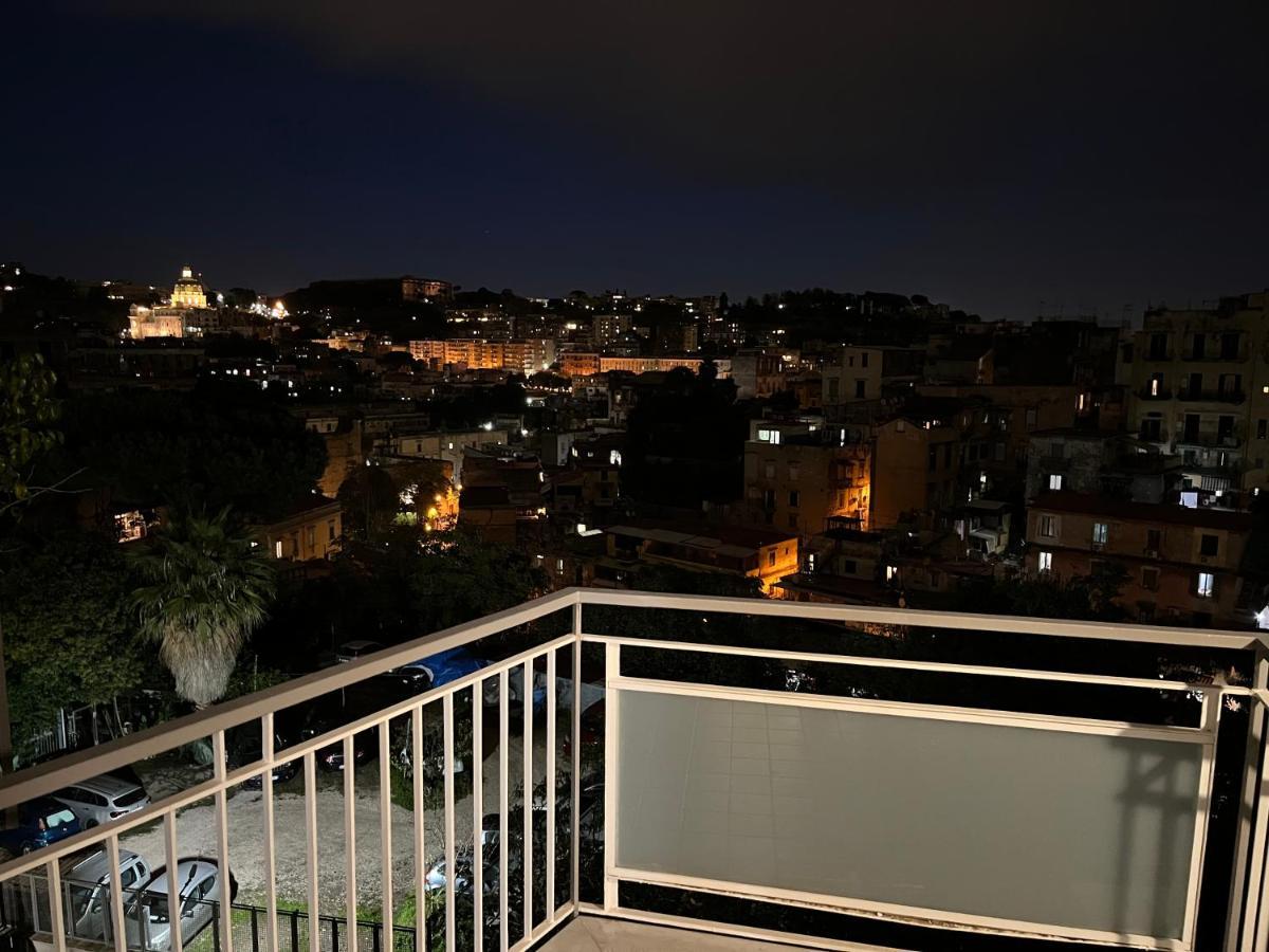Balcony House Apartment Наполи Екстериор снимка