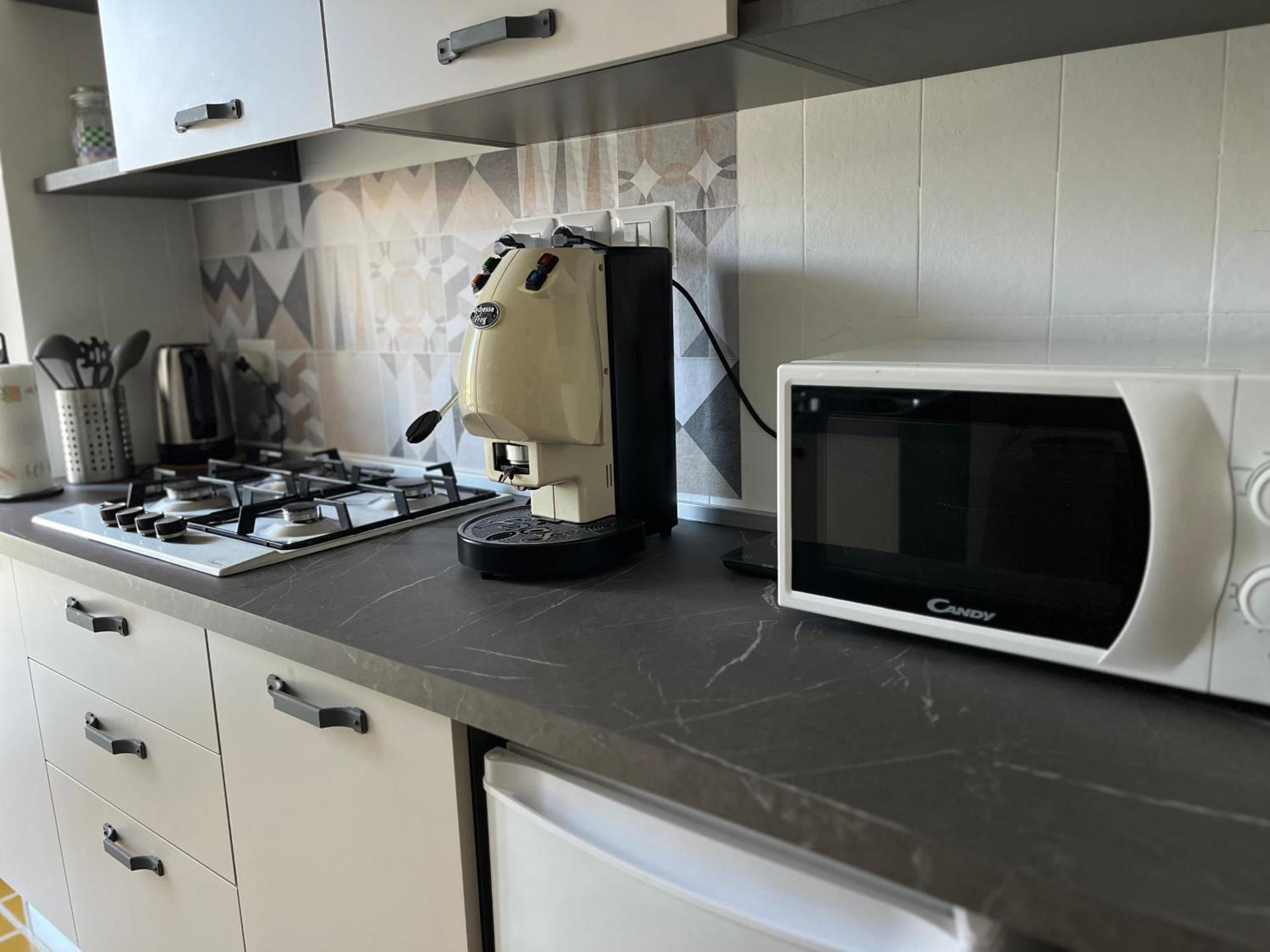 Balcony House Apartment Наполи Екстериор снимка
